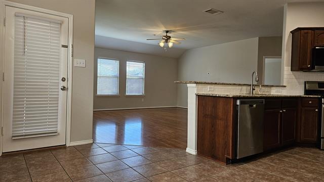 Building Photo - 9721 Zaharias Dr