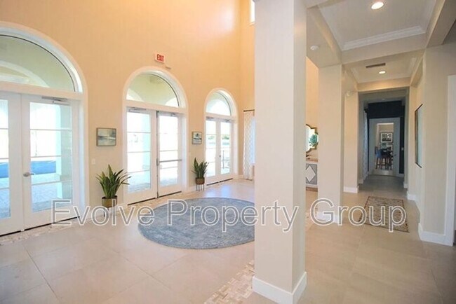 Building Photo - 20 Del Palma Dr