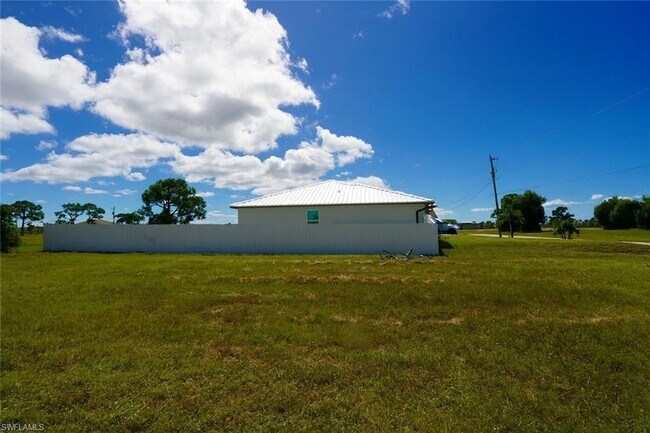 Building Photo - 4341 NW 34th Pl