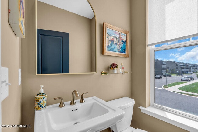 Building Photo - 63 Bataan Ave