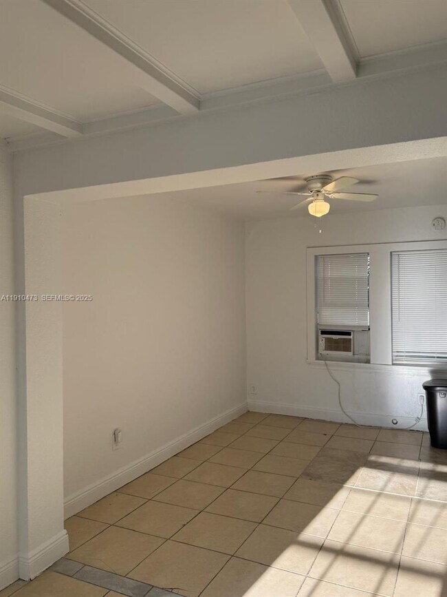 Building Photo - 1820 Funston St