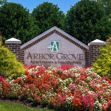 Building Photo - Arbor Grove