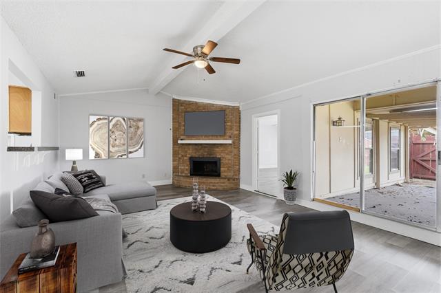 Building Photo - 5209 Daytona Dr