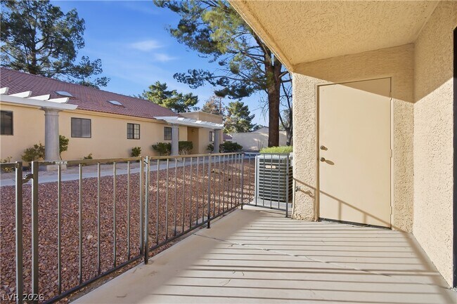 Building Photo - 2851 S Valley View Blvd