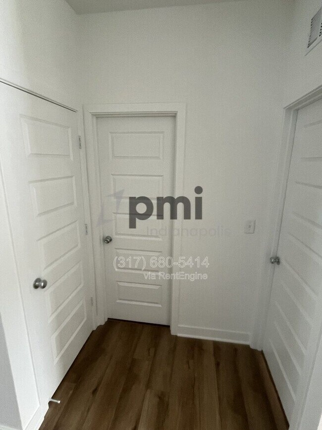 Building Photo - 2948 Woods Edge Dr