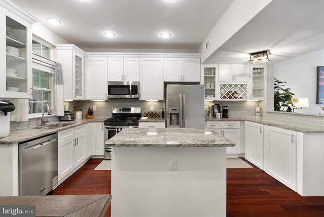 Building Photo - 4326 Sutler Hill Square