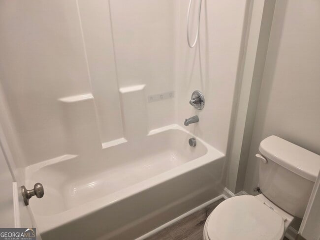 Building Photo - 27 Blackberry Cir