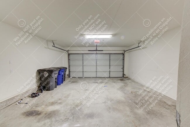 Building Photo - 7012 S 78th E Ave