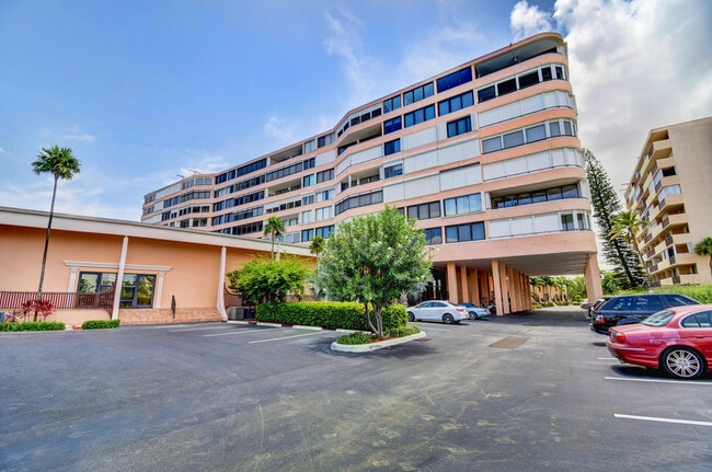 Building Photo - 3589 S Ocean Blvd