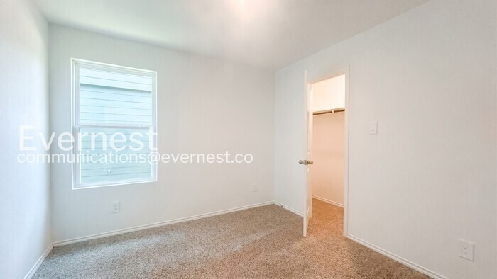 Building Photo - 5954 Celestite Bd