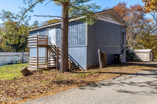 Building Photo - 241 Harless Rd