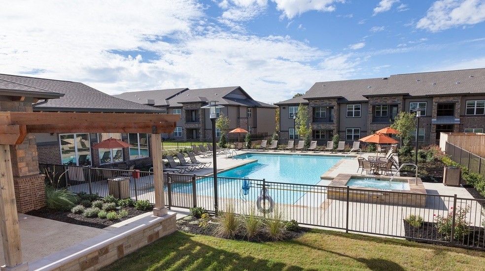 RIVER SPRINGS AT BARGE RANCH 3300 N Main St Belton TX 76513