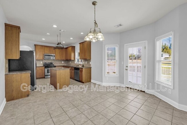 Building Photo - 816 Kaitlyn Dr