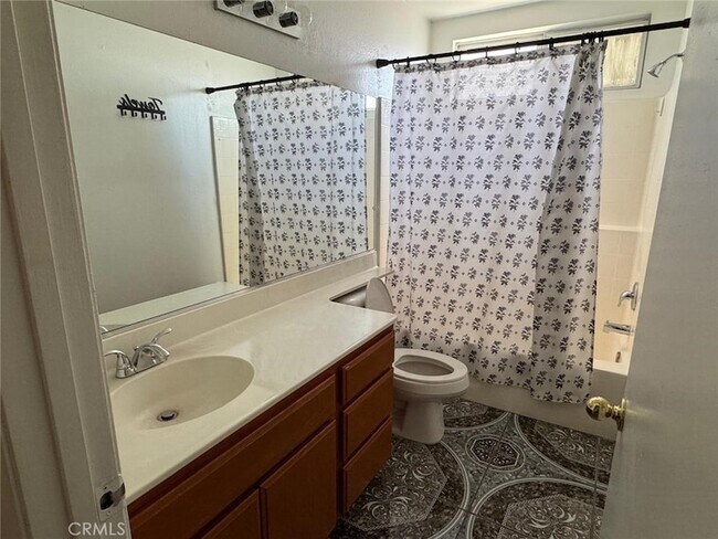 Building Photo - 1229 Onyx Dr