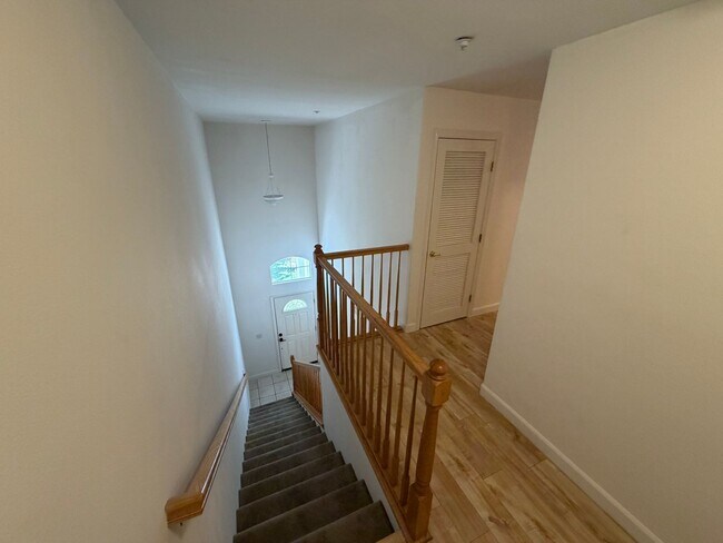 Building Photo - Downtown Templeton (3/2) - Must See!!