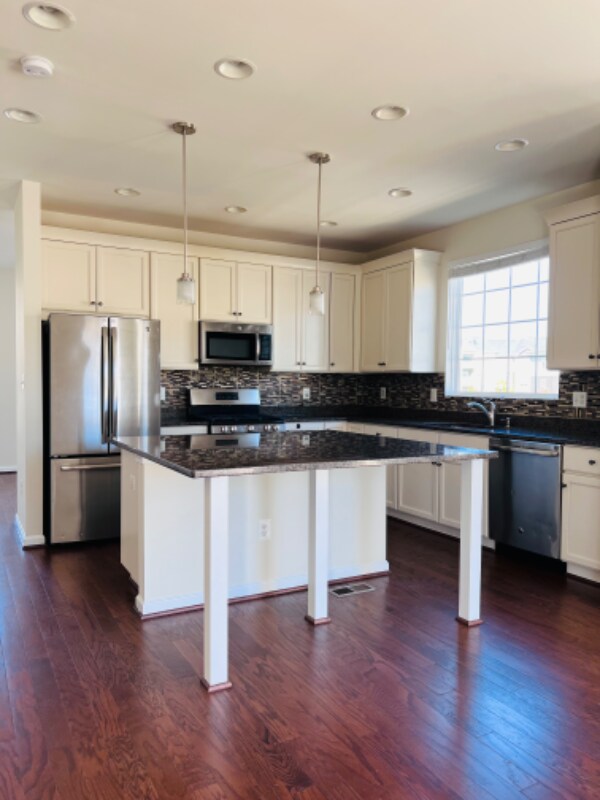 Building Photo - 9035 Connor House Rd