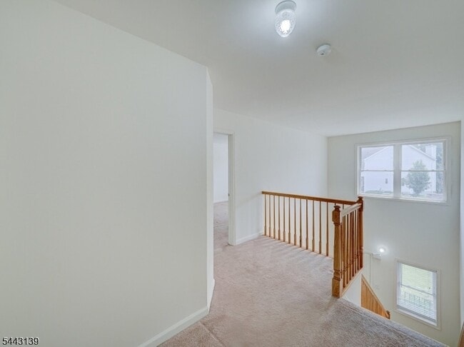 Building Photo - 26 DeCroce Ct