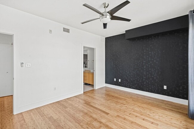 Building Photo - Modern 3BD, 3.5BA Five Points Townhome wit...
