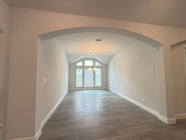 Building Photo - 7510 Spiceberry Ldg Ct