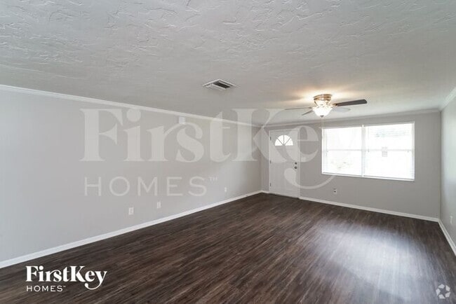 Building Photo - 2770 Sunset Beach Dr