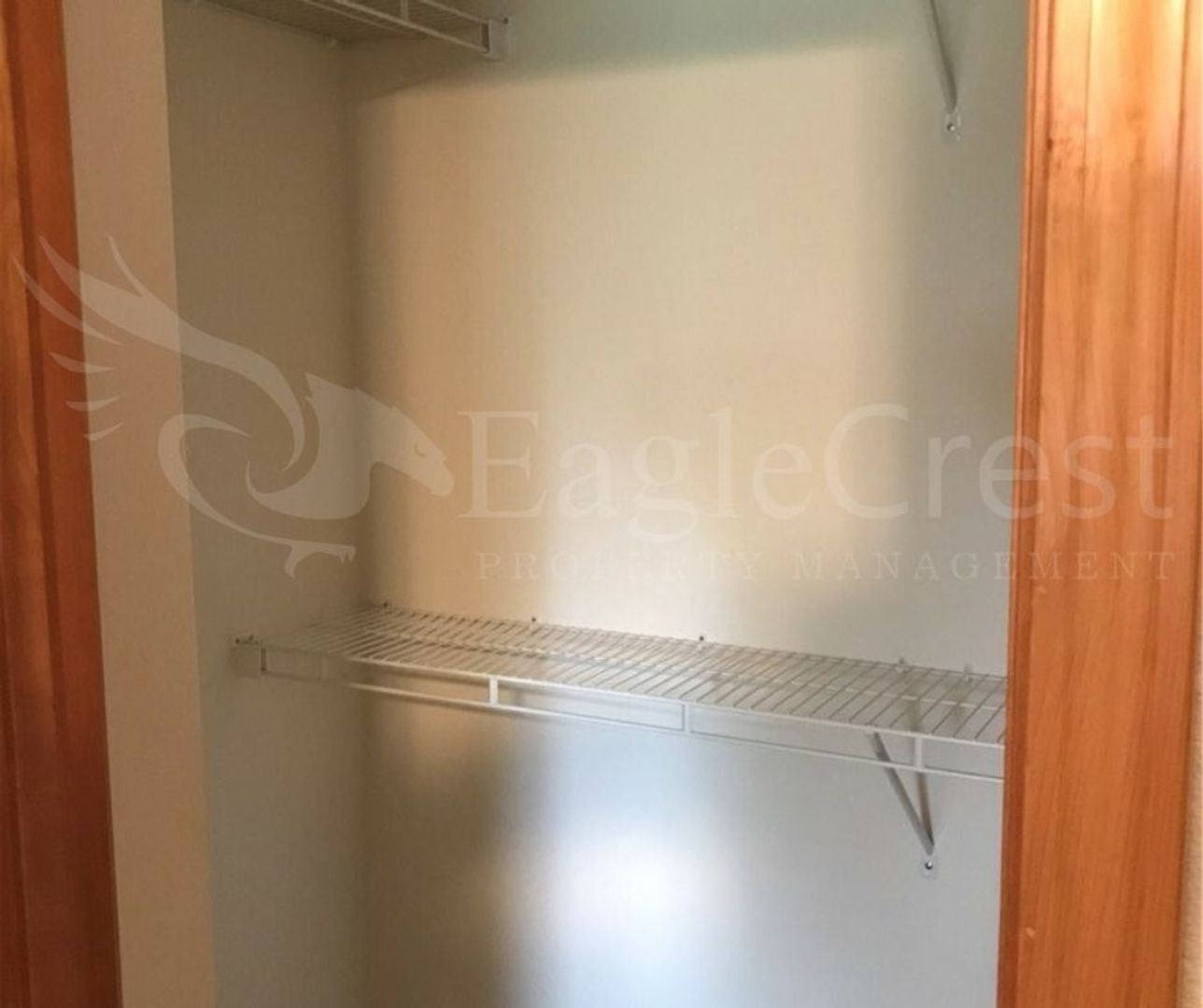 Building Photo - Three Bedroom, Two Bathroom House Located Near WWCC
