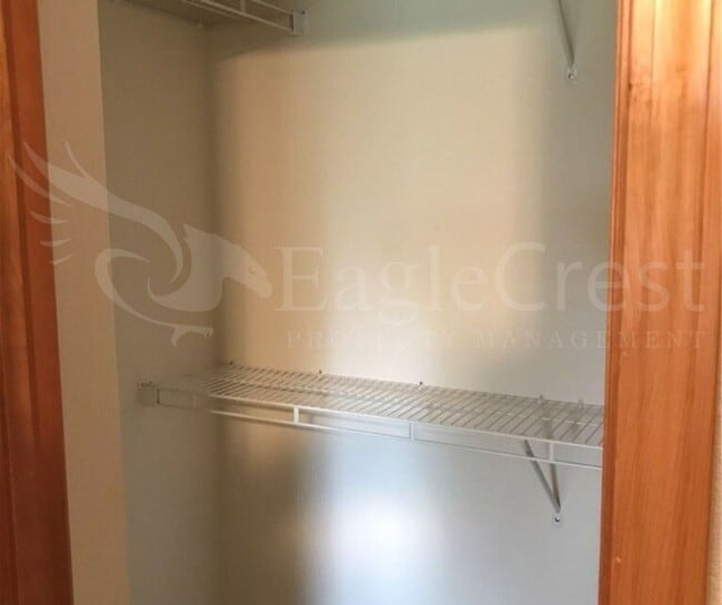 Building Photo - Three Bedroom, Two Bathroom House Located ...