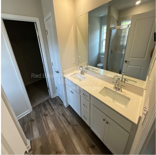 Building Photo - 1618 Swallow Tail Dr