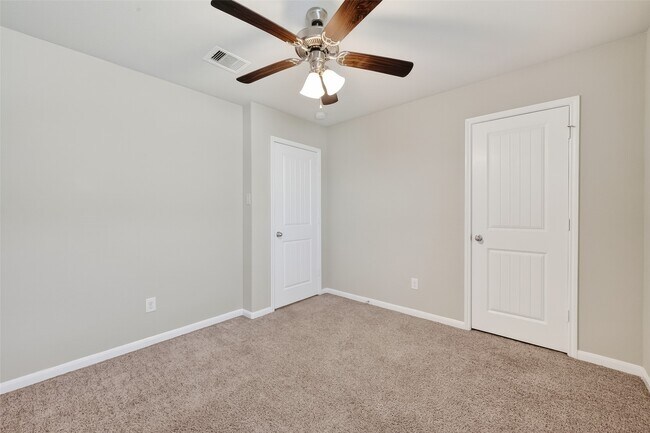 Building Photo - 3015 Lightles Manor Ct