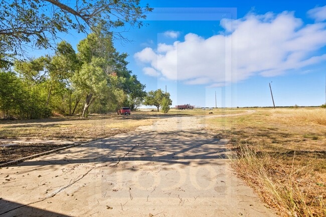 Building Photo - 609 Carlos G Parker Blvd NW