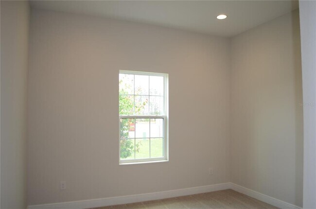 Building Photo - 35335 Big Hawk Dr