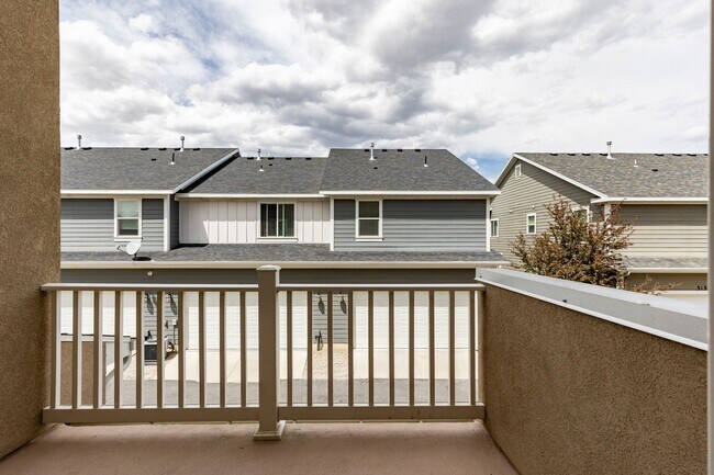 Building Photo - 5161 Stockfield Ln