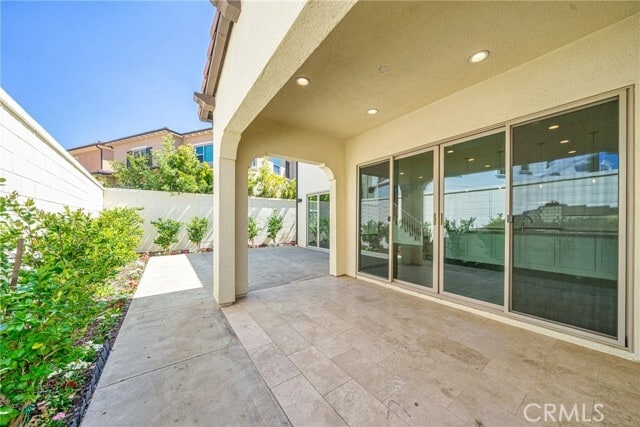 Building Photo - 107 Cordial