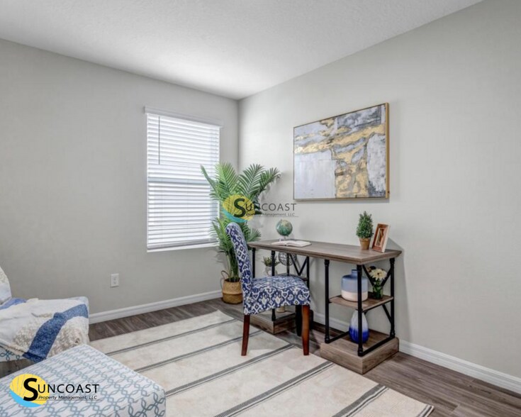 Building Photo - 11455 Oakfield Ct