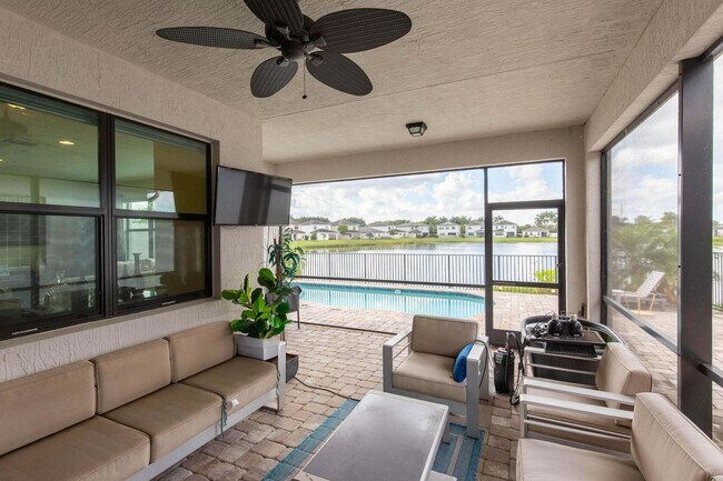 Building Photo - 7528 Moonrise Dr