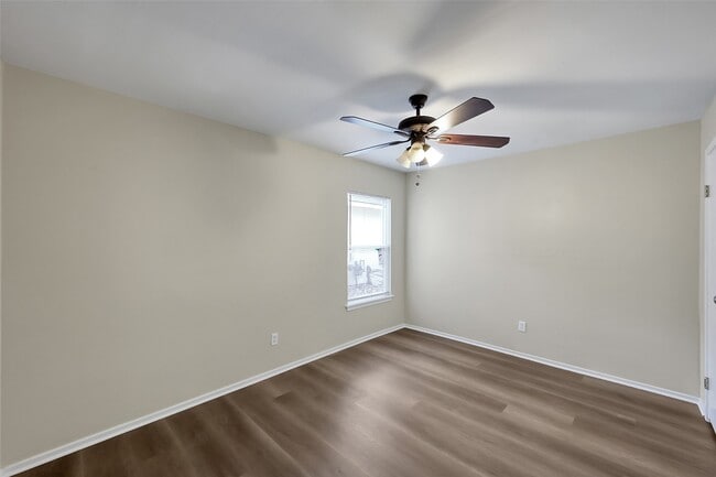 Building Photo - 67 Marabou Pl