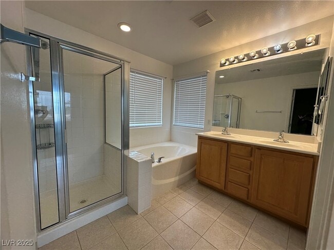 Building Photo - 1236 Sonatina Dr