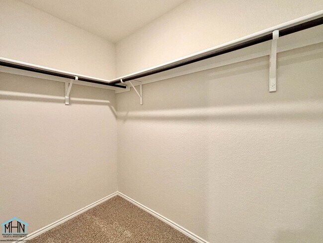 Building Photo - Welcome to Your Dream Home! A Stunning 2-s...