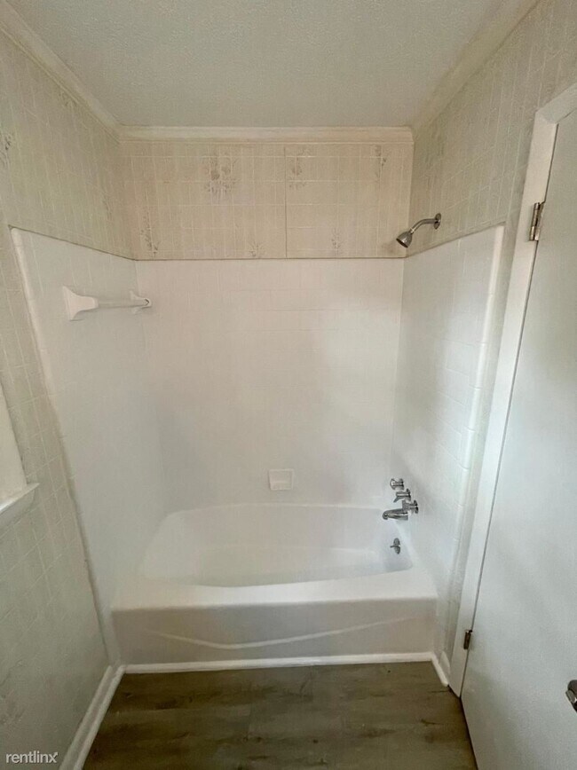 Building Photo - 3 br, 2 bath House - 518 Platinum St