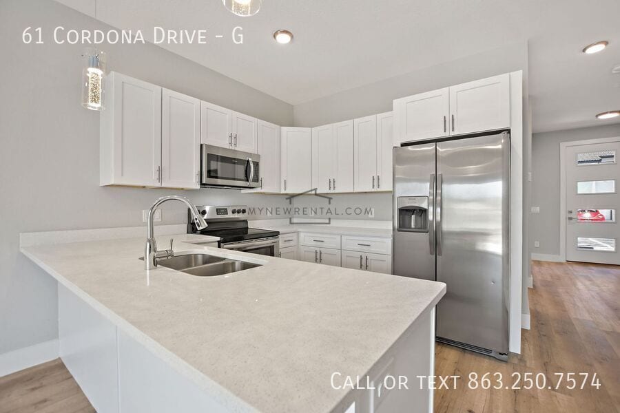 Building Photo - 61 Cordona Dr