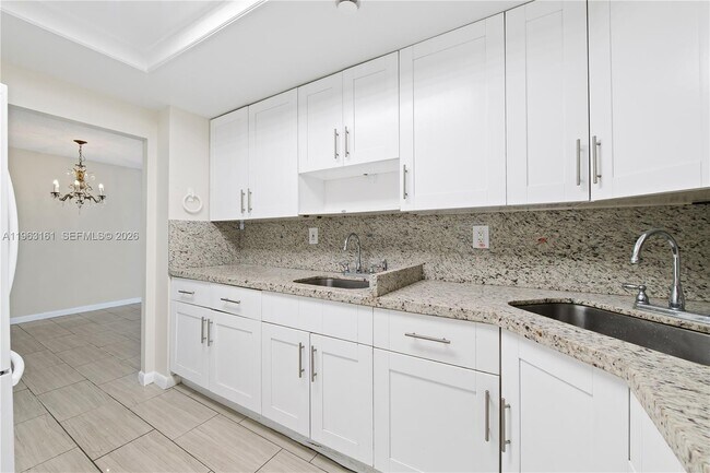 Building Photo - 16740 NE 9th Ave