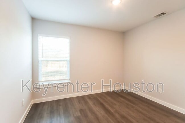 Building Photo - 7934 Way St