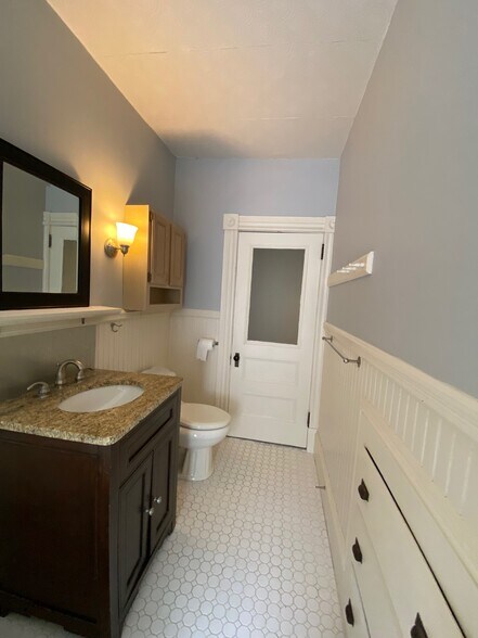 Bathroom - 8 Bailey Ave
