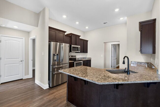 Building Photo - 15028 Emersyn Ln