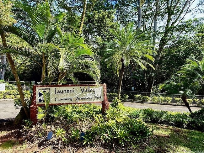 Building Photo - 95-794 Wikao Street Unit Q201