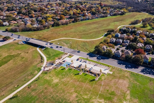 Building Photo - 8411 Brixton-SI ID1386179P