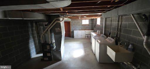 Building Photo - 1319 The Terrace