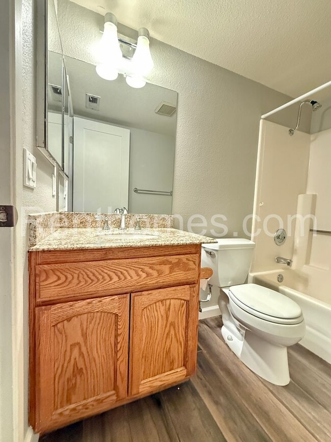 Building Photo - 13513 Hike Ln