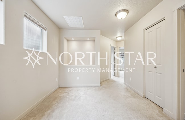 Building Photo - Vaulted Ceilings, Modern Finishes & Easy Living