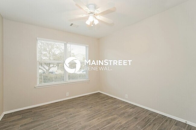 Building Photo - 3 Bedroom Pet-Friendly Home in San Antonio, TX with Main Street Renewal