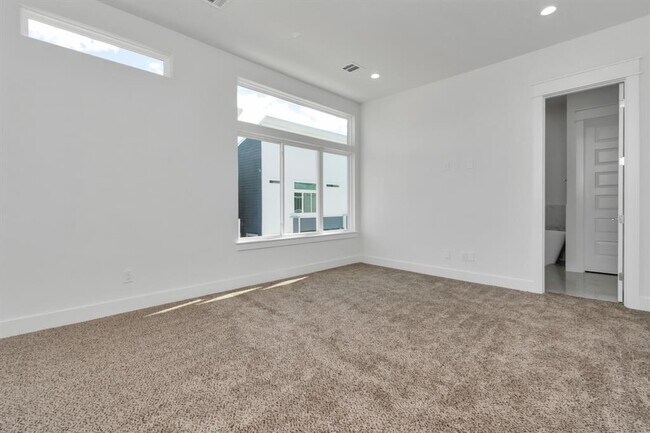 Building Photo - 4722 Independence Hts Ln